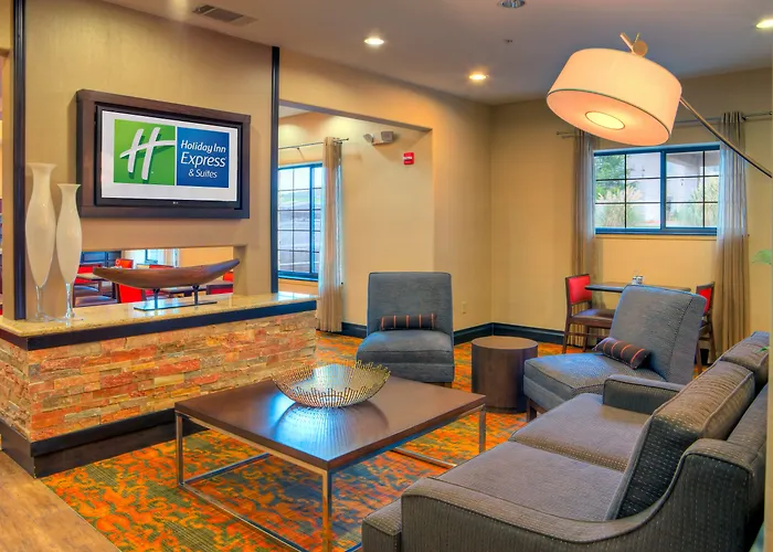 Holiday Inn Express And Suites Granbury By Ihg