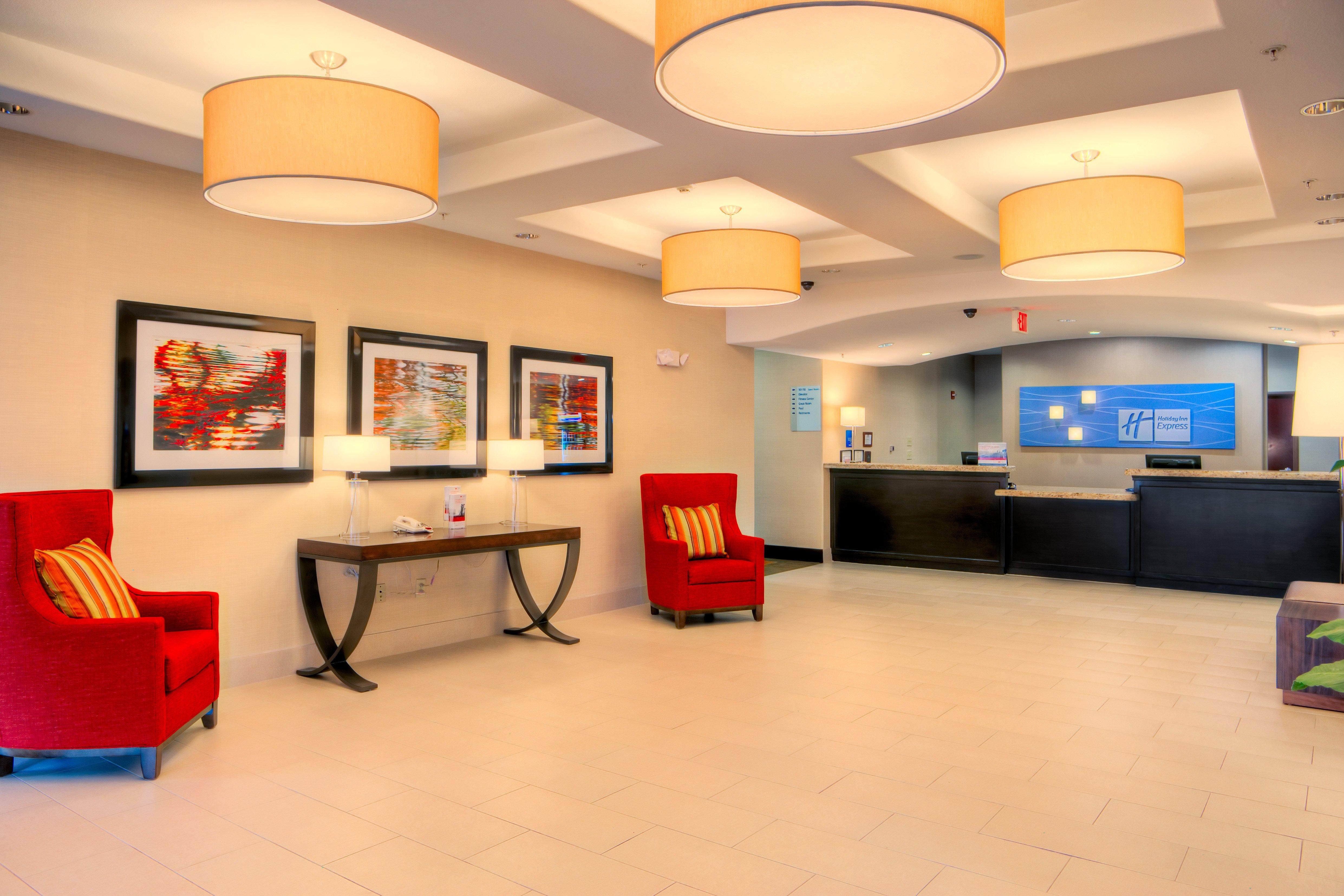 Express And By Ihg 2* Granbury